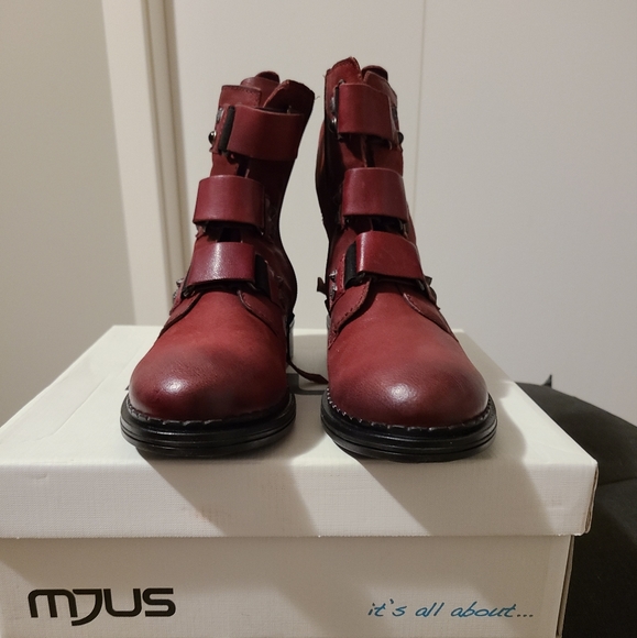 Mjus Brand new leather boots - Picture 1 of 9